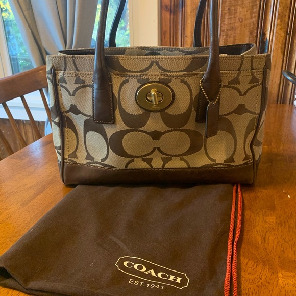 Coach handbag - Picture 2 of 7